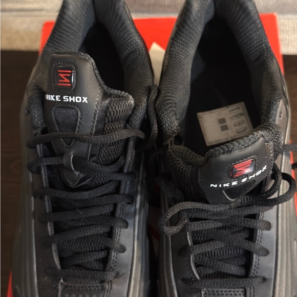 Nike Shox R4 - Picture 4 of 13